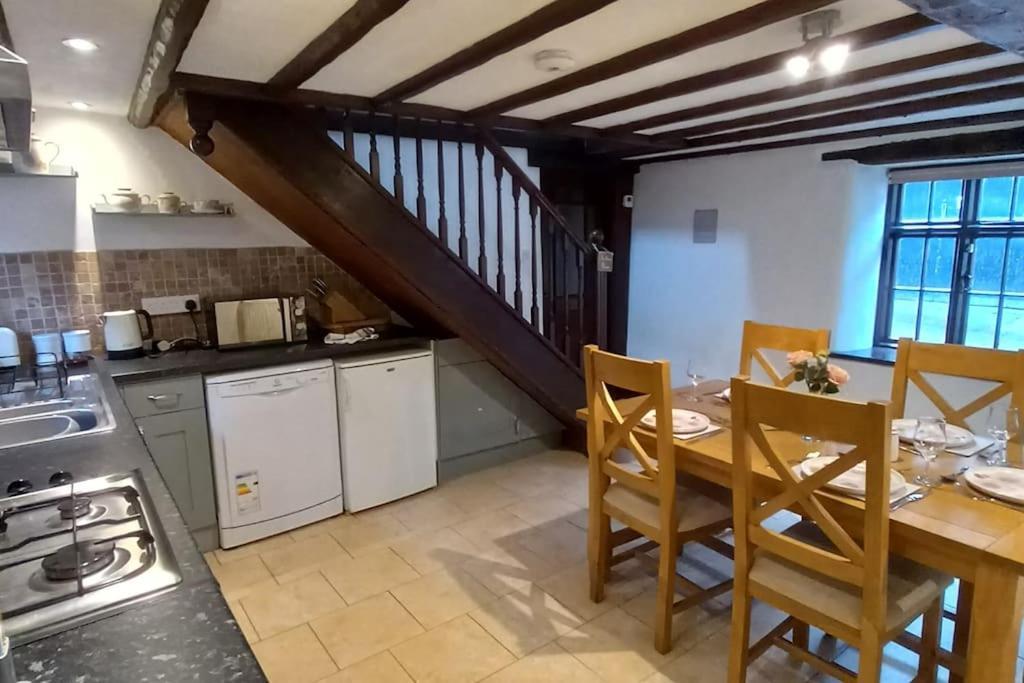 Peak District - 1 Harrow Cottage - Great Longstone Екстер'єр фото