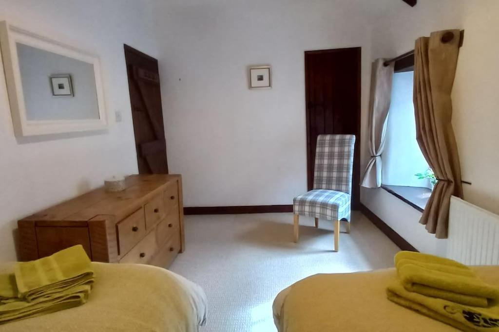 Peak District - 1 Harrow Cottage - Great Longstone Екстер'єр фото
