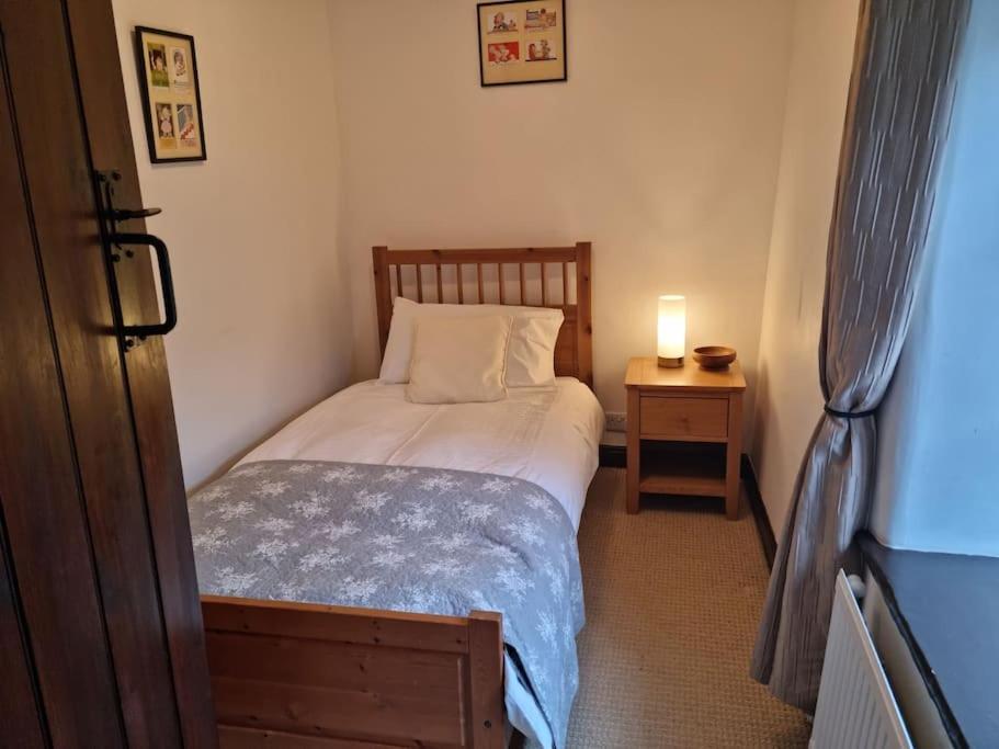 Peak District - 1 Harrow Cottage - Great Longstone Екстер'єр фото