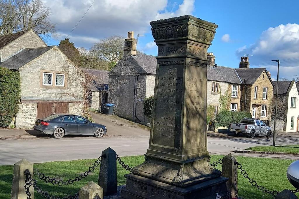 Peak District - 1 Harrow Cottage - Great Longstone Екстер'єр фото